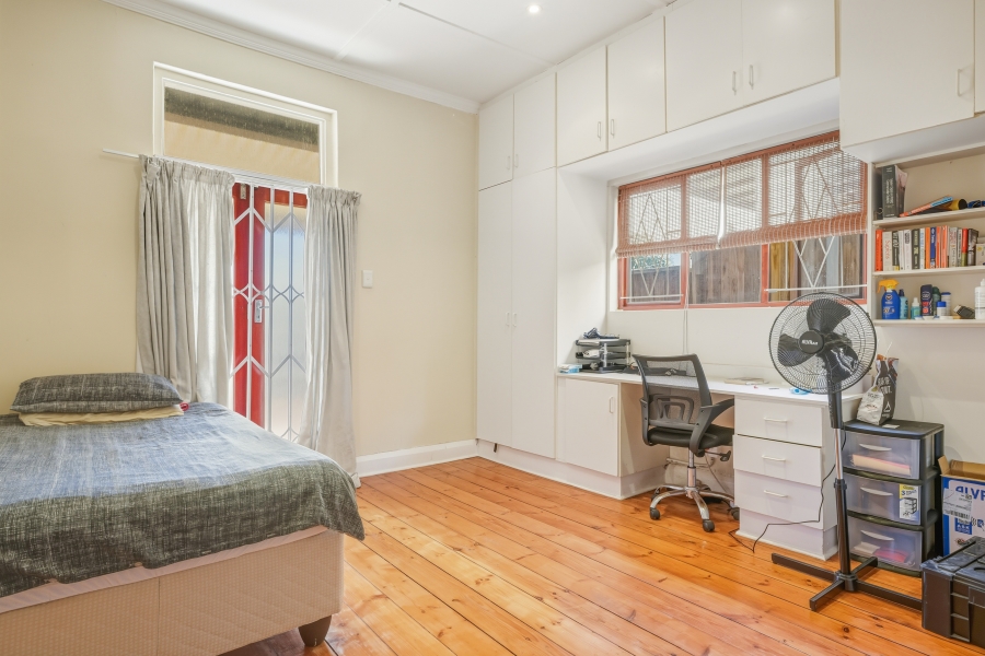 3 Bedroom Property for Sale in Green Point Western Cape